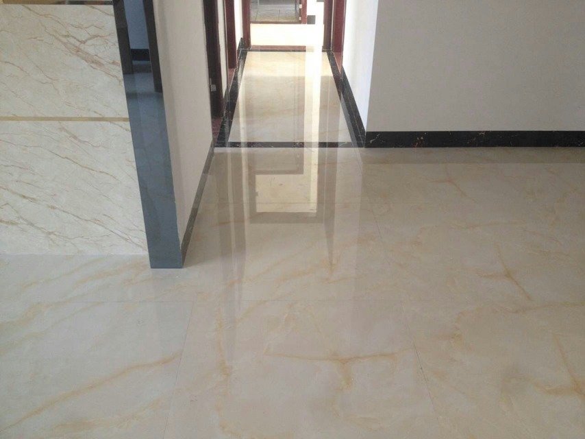 ���̰���